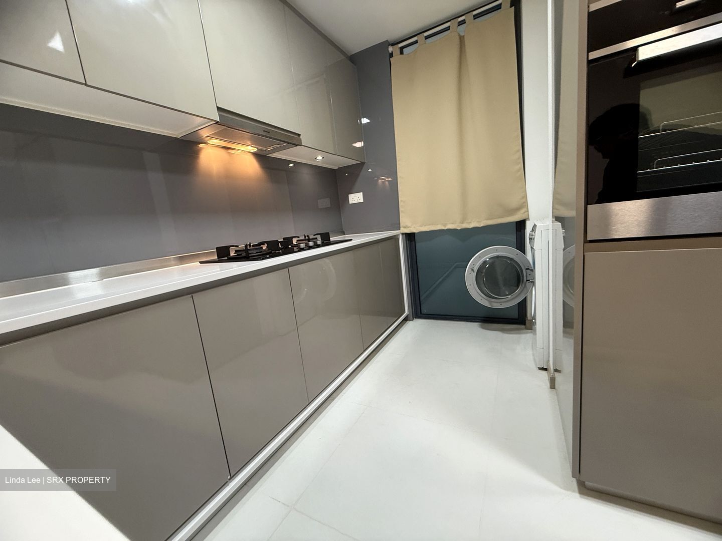 J Gateway (D22), Condominium #551814201